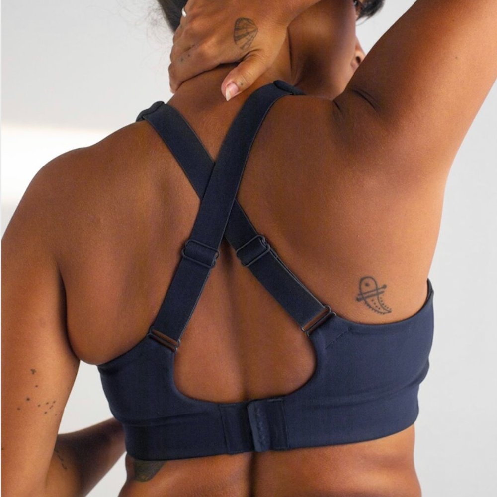 NWT Girlfriend Collective Simone Bra